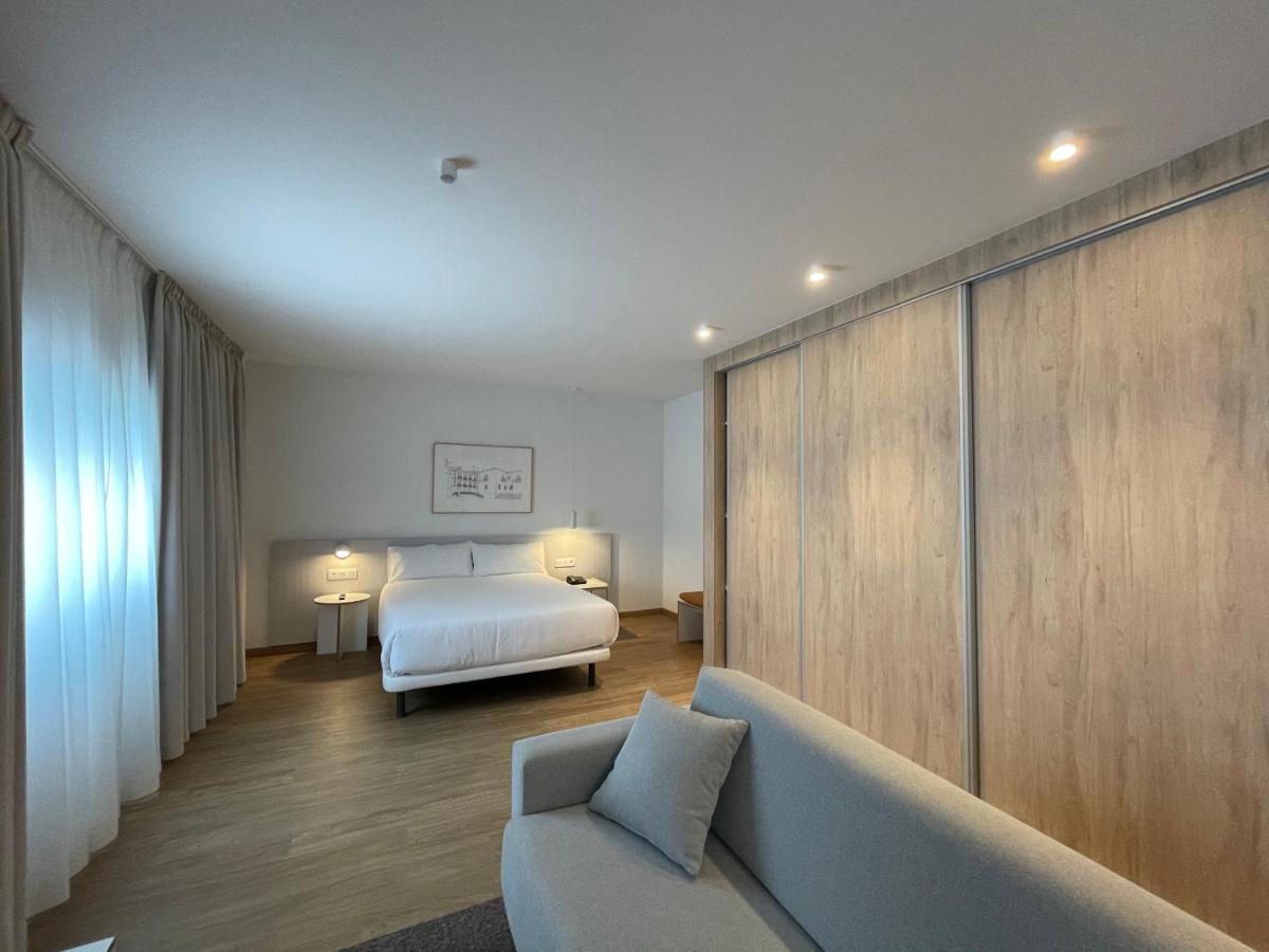 Apartamentos Forum Ceao Луго Экстерьер фото